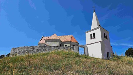 26 Kostol sv. Michala Archanjela v Lančári