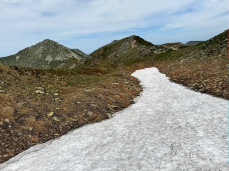 03_010_Našiel sa aj kúsok snehu