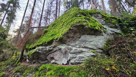 009_Klokočovské skálie