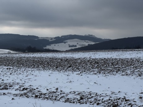 012_pohlad na hrad Branc