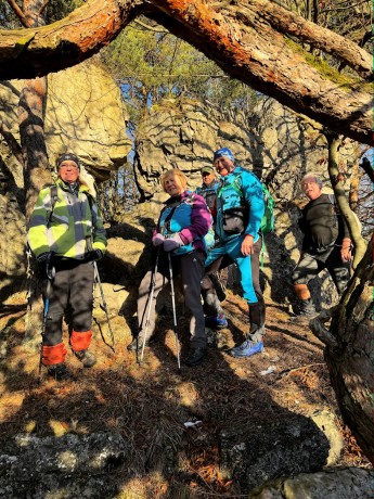 004_pri hríboch nad osadou sokol