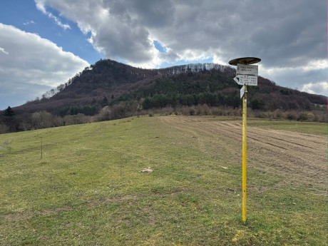 011_Vlčinec z inej strany_zo sedla nad Iliavkov