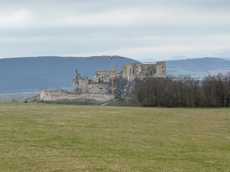 013_prvý pohľad na hrad Beckov