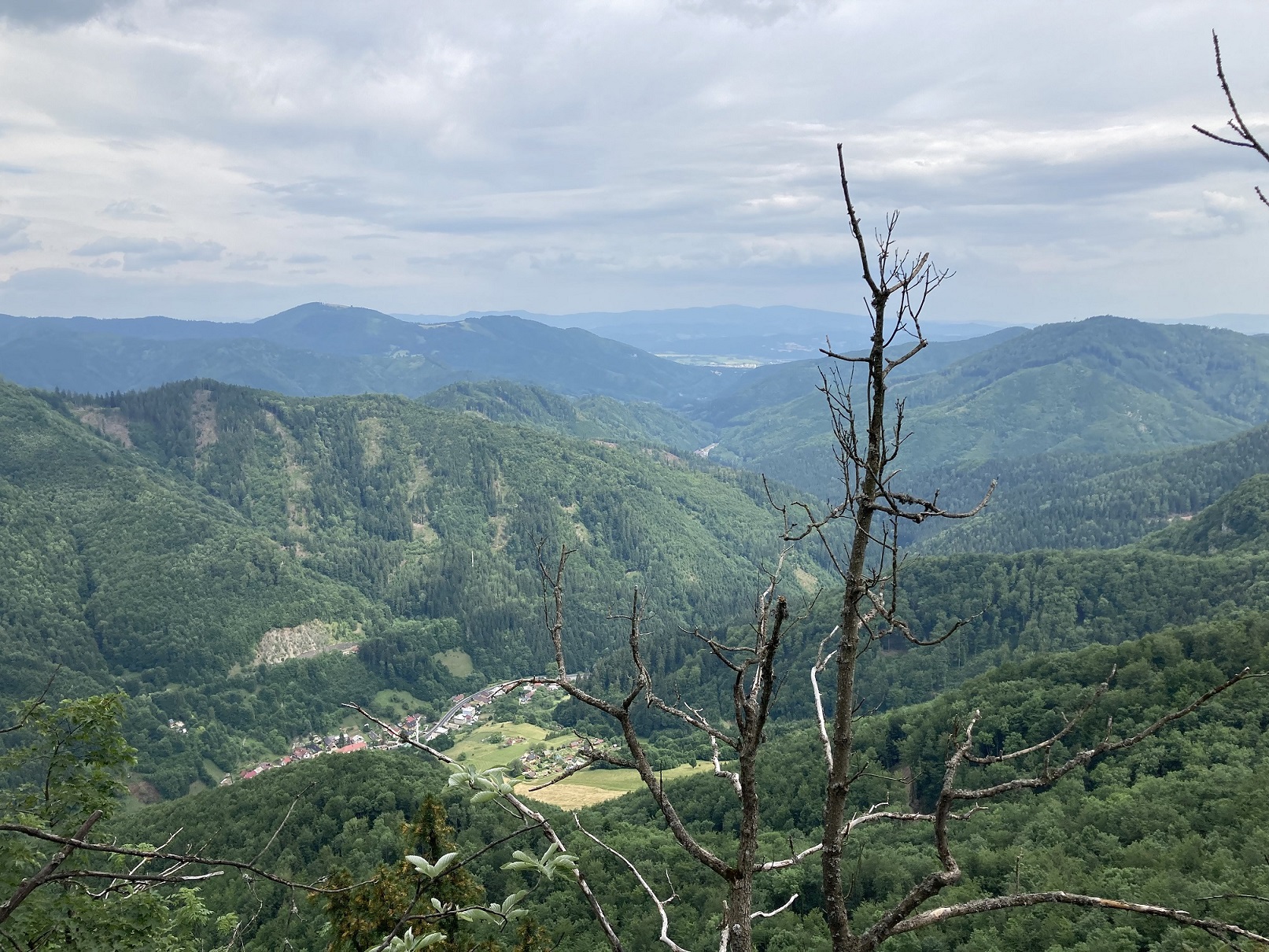 08. výhľady z Kozelníka - Harmanecká dolina