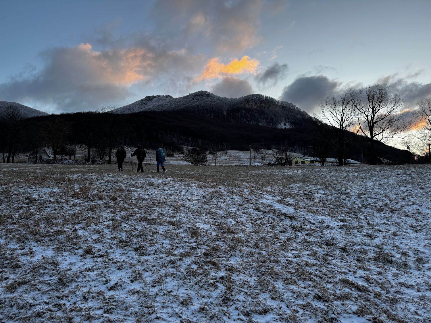 001_Strážov ráno - začíname