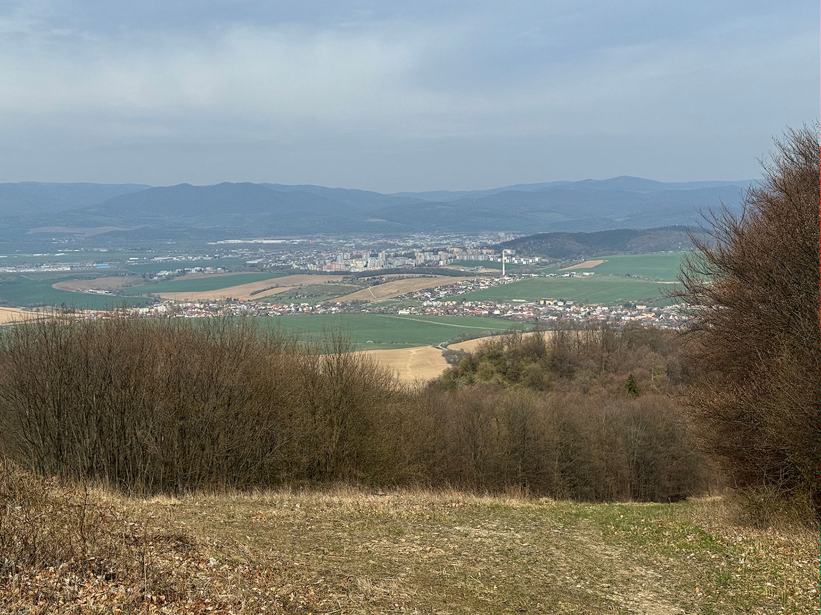 014_Trenčín zo zjazdovky